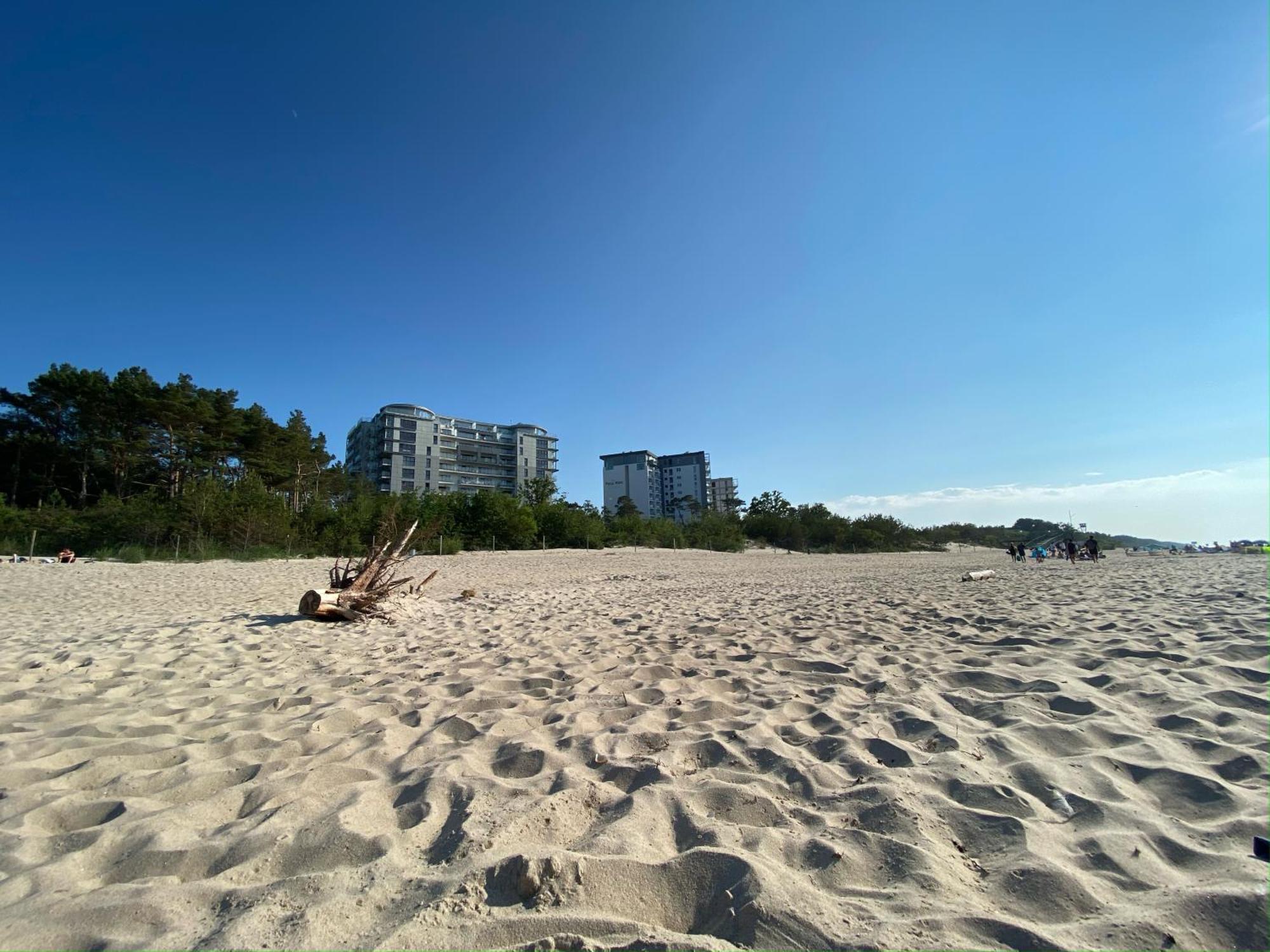 Sea Breeze Apartment Dziwnówek Exterior foto